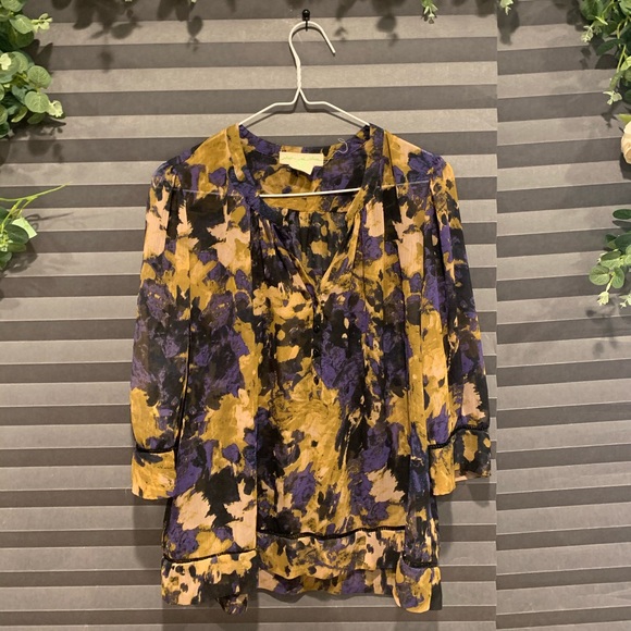 Anthropologie Tops - 5️⃣for💲25 Anthropologie staring at the stars top